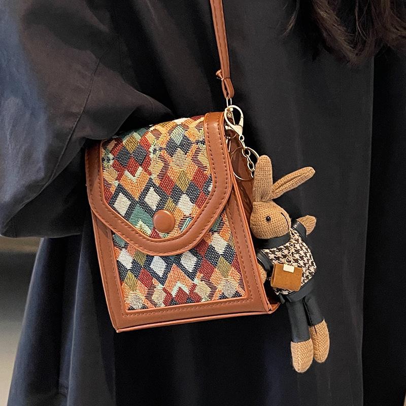 High Texture Fashion Vertical Messenger Bag Women'S Popular Bag Niche Shoulder Mobile Phone Bag Plaid Bag Women