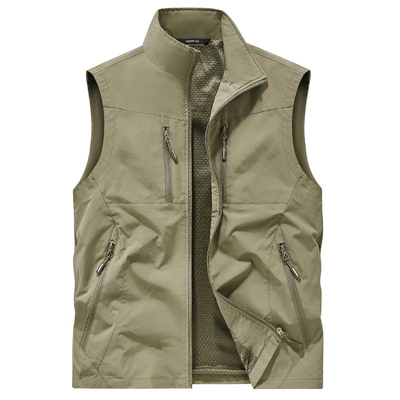 New outdoor vest men's multi-pocket middle-aged and young loose vest tooling casual jacket vest