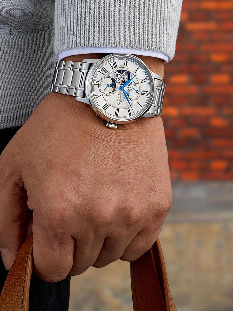 ORIENT STAR Automatic Watch M45 F7 Mechanical Moon Phase Automatic Movement Made In Japan Replacement Strap Included Domestic Warranty White [ORIENT