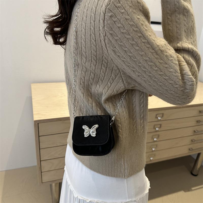 Foreign style new fresh and sweet small square bag butterfly decoration mini texture chain crossbody red envelope