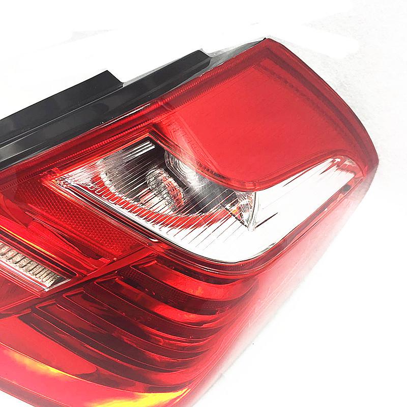 

Задний фонарь в сборе для Buick LaCrosse 08: Красный Стоп-сигнал, Указатель поворота и Задняя фара. Taillight Harness, Min. 10 Sets