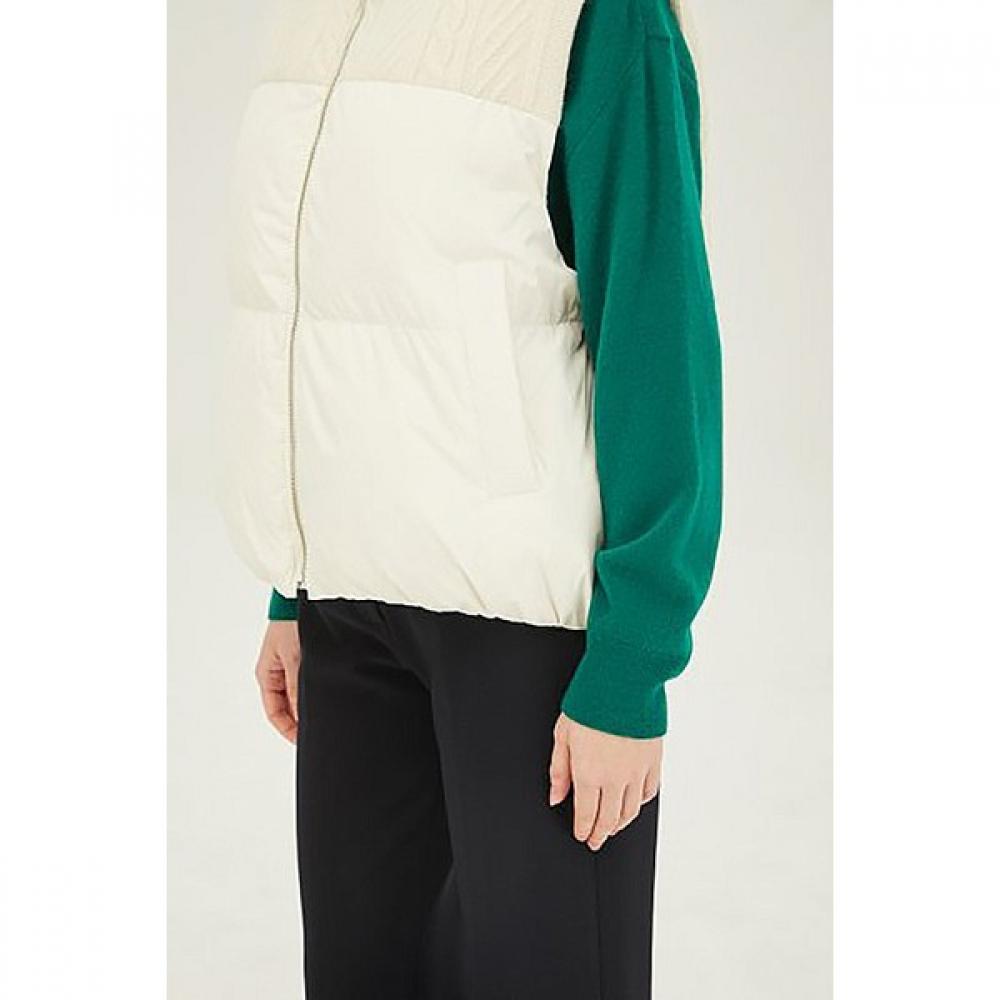  Benetton Benetton Plüsch-Strickweste mit Gänsefütterung Bapda2461 Iv