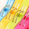 2025 New 4Pcs Beach Towel Clips Plastic Quilt Pegs for Laundry Sunbed Lounger Clothes Pegs Home Bathroom Organization Tools