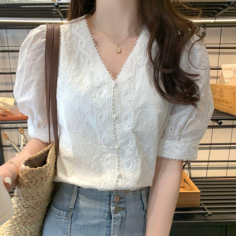 

Sweet Summer New Korean Style Commuter Ol White All-Match V-neck Single-Breasted Embroidered Bubble Short sleeve Shirts Top White(Figure) XL