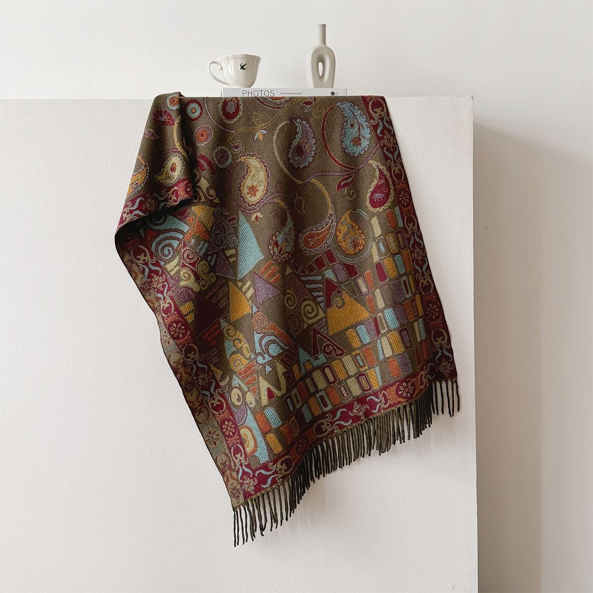 

Новый принт Зимний пончо Шарф Женский Роскошный Дизайн Теплый Толстый Шаль Толстое Основное Одеяло Буфанда Буфанда Эшарпе Повседневные Аксессуары 65X200cm