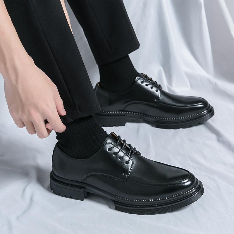 New thick soled men's leather shoes Fashion and versatile minimalist style Black and white Leisure Business Office shoes