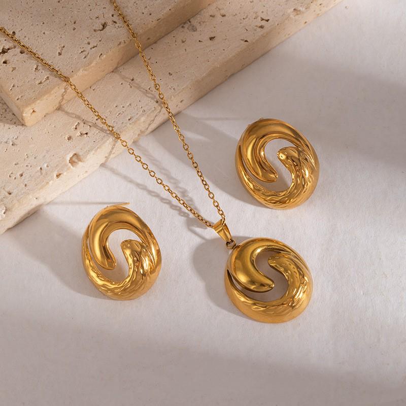 European & American Minimalist Stainless Steel Necklace & Non-fading Earrings Set for Women