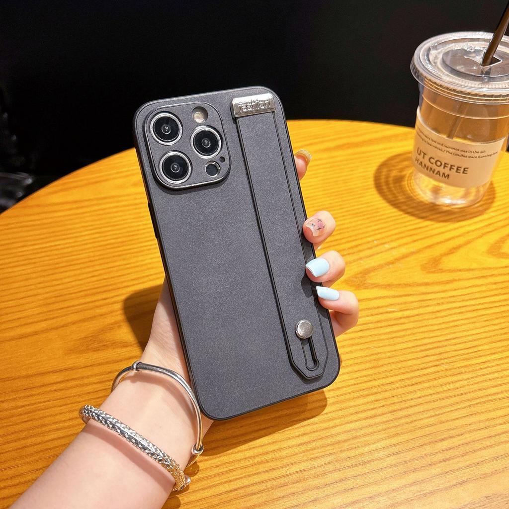 Simple Business Retro Leather Texture Wristband Suitable for IPhone15promax, Anti-drop Apple 14 Phone Case 13