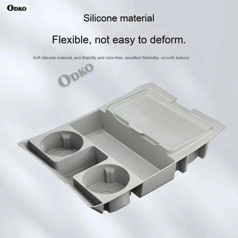 Silicone Storage Box 2025 FOR Mazda EZ-60 Center Console Modification Anti-slip Pad Accessories Organizer Decoration
