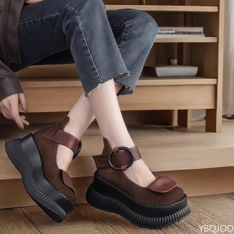 Fashion Summer New Women's Shoes Thick soled Slope Heel Sandals Fashionable Retro Simple Comfortable Height Increasing Women's Shoes