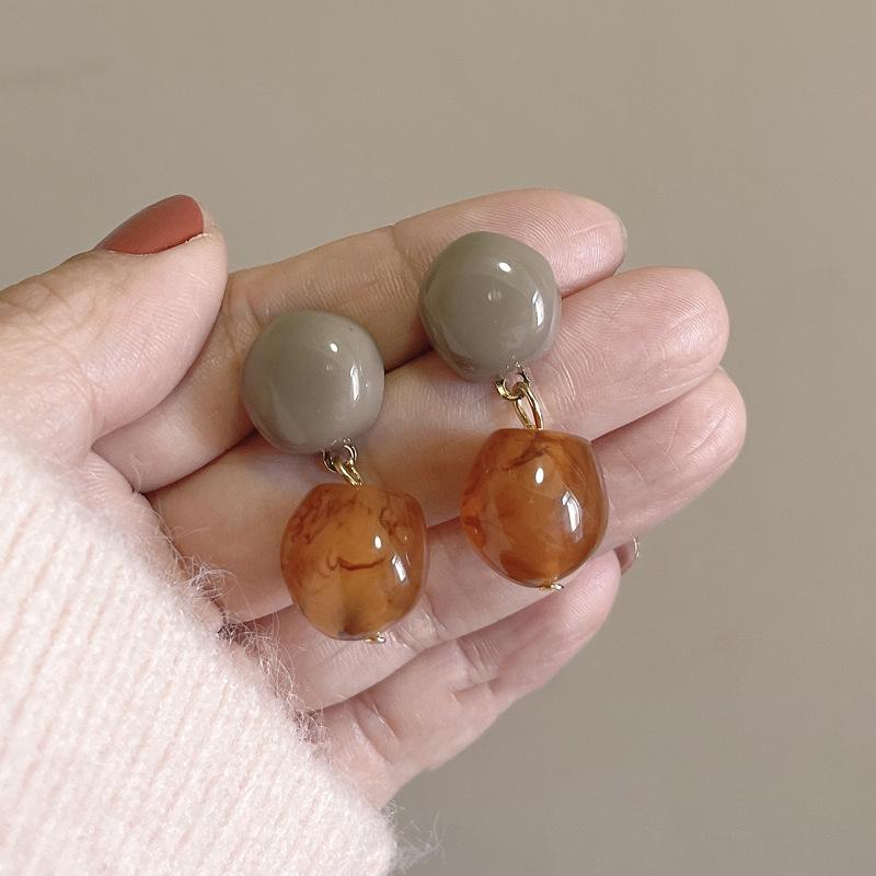 French Retro Cream Almond And Sunset Orange Acrylic Long Pendant For Women's Party Jewelry Earrings