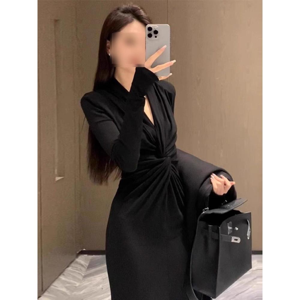 

Spicy V-Neck Twist Slimming Long Dress - Women s Niche Slim Fit Hip-Hugging Design Small чёрный