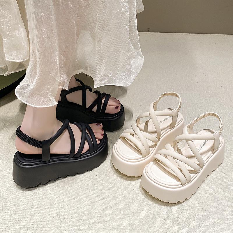 

Summer 2025 New 7cm inner height-increasing sandals Versatile with skirts Casual sandals Roman sandals Beach sandals 39