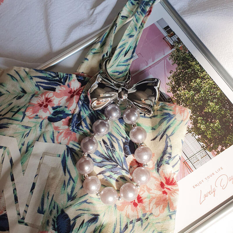 Pearl Ribbon Silver Metal Keychain AirPod Phone Strap