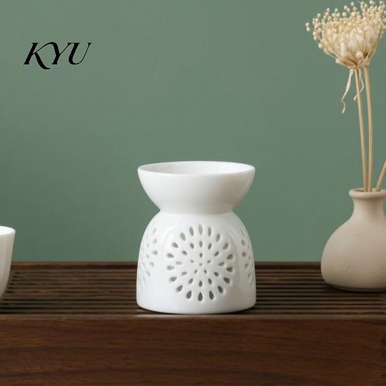 Essential Oil Diffuser for Home Ceramic Tealight Candle Holder, Burner Wax Melt Burners, Aromatherapy Aromatic Bedroom Aroma Decor Christmas