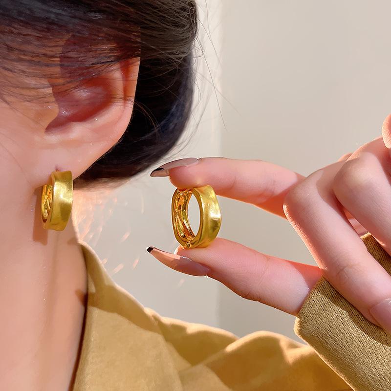 Золотые Неправильные Геометрические Круглые Серьги Женская Мода Серьги-Застежки Характер Универсальные Уши