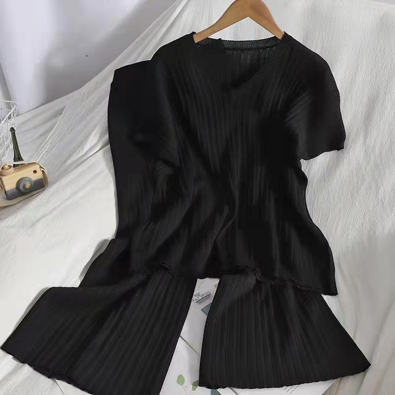 Summer Thin Korean Version Pullover V-neck Solid Color Top Versatile Nine-point Wide-leg Pants Pleated Knitted Two-piece Suit