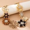 Retro Elegant 3D Flower Necklace - Minimalist Unique Design, Perfect for Women, Versatile Fashion Accessory M705