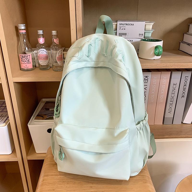 New high-value, fresh and cute backpack female junior high school students casual simple large-capacity backpack
