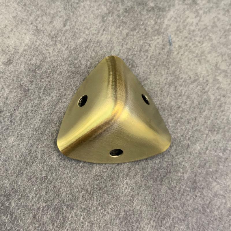 Protection d'angle en acier inoxydable 25x25 mm pour boîtes et étuis