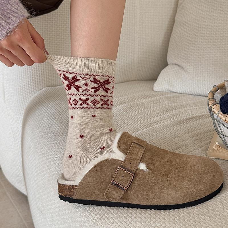 Wind Wool Socks Mid-Leg Socks Thickened And Warm Small Love Long Socks