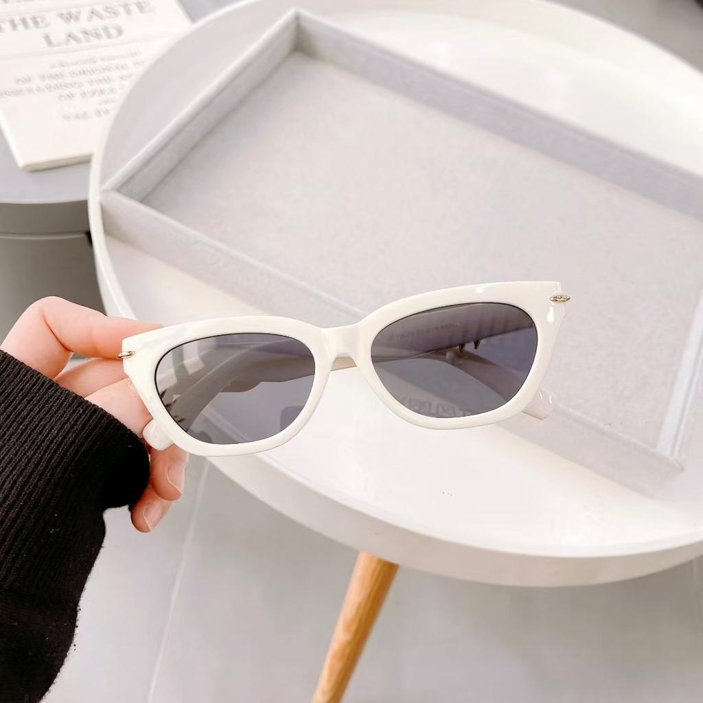 Cat Eye Shape Women'S Sun Glasses European American Style Anti-Glare Sunglasses Man Driving Travelling Female Sunglass