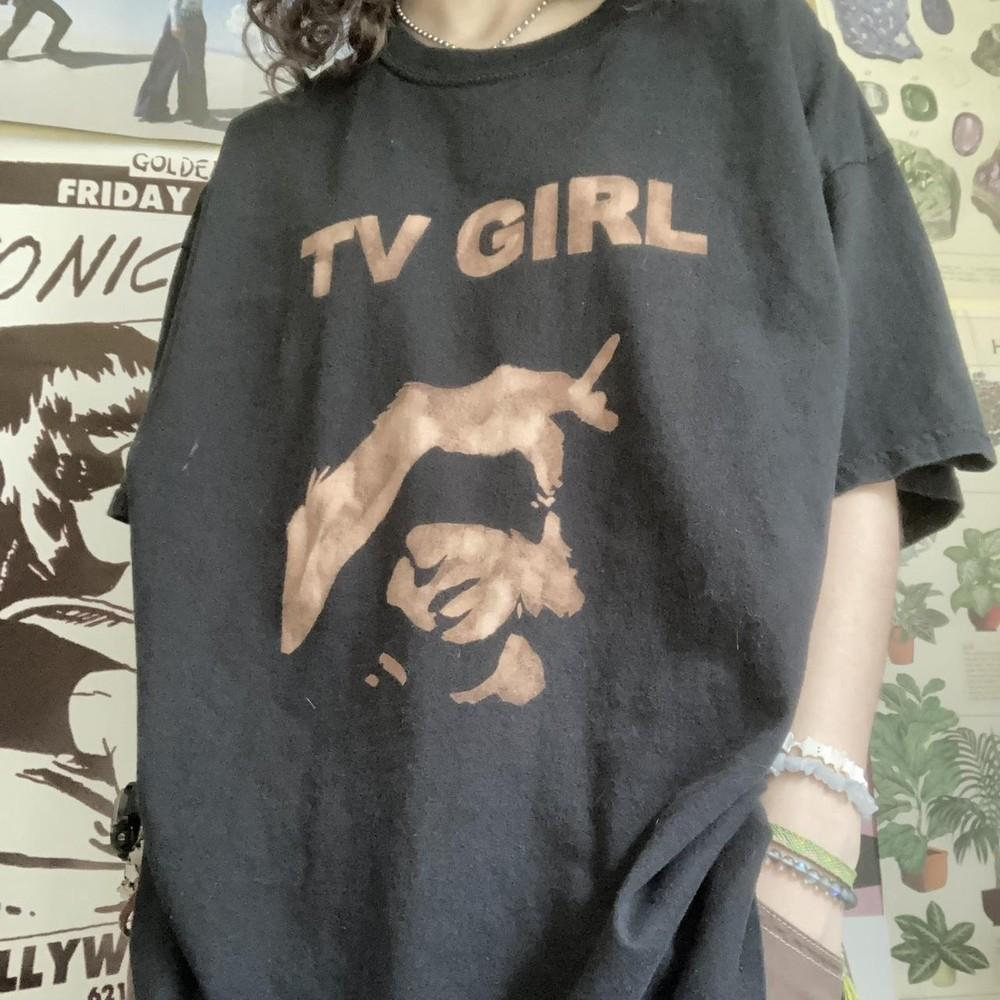 Футболка TV Girl Подарок для него и нее Винтажная унисекс футболка TV Girl VM9196 Унисекс футболка L