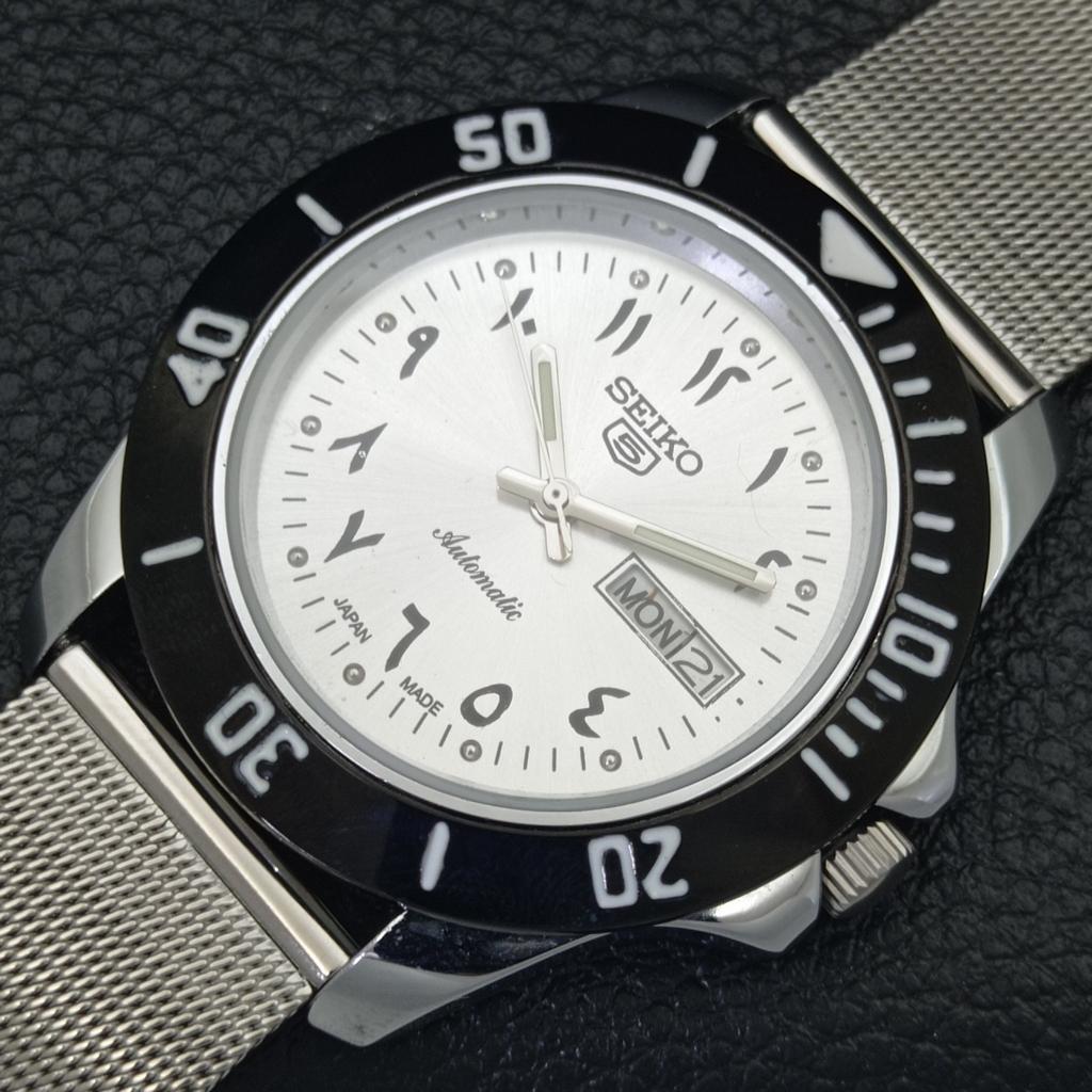 REFURBISHED VINTAGE SEIKO 5 AUTOMATIC JAPAN MENS SILVER DIAL WATCH a433942-2