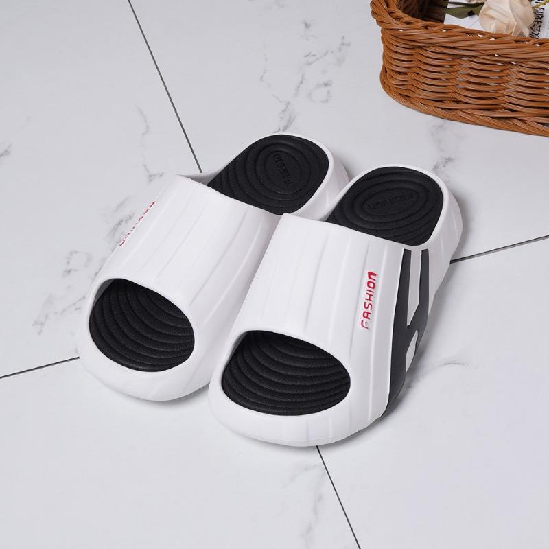 New summer men's one-word drag home outdoor sports non-slip thick bottom stepping on shit slippers sandals