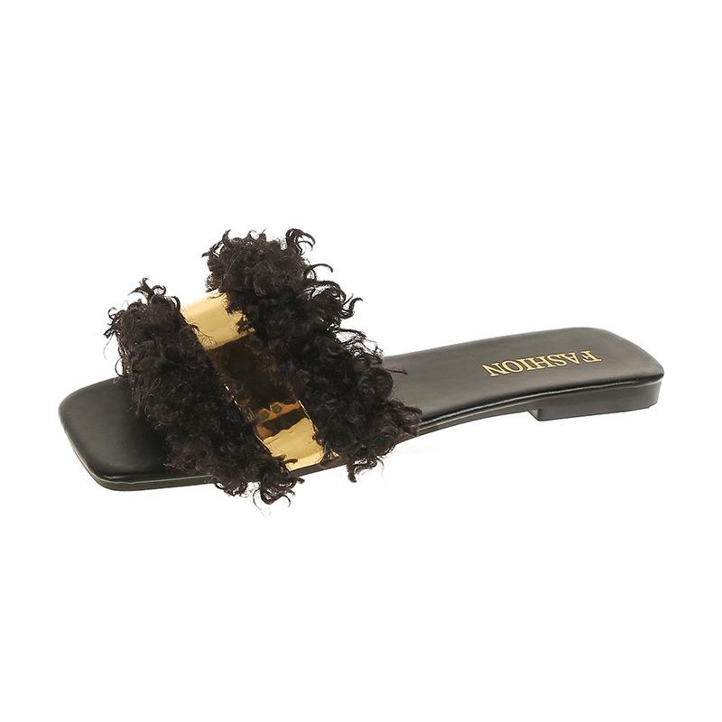 

Xiaoxiangfeng foreign style flat-bottomed slippers women s outer wear 2025 summer new versatile fashion fairy wind one pedal hair drag 35 чёрный