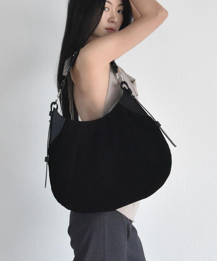Afoye Ova Bag / Black Suede