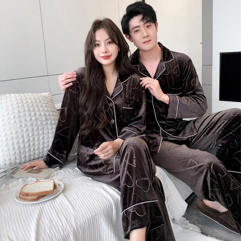 Luxurious Gold Velvet Couple Pajamas – Thick, Long-Sleeved, Plus-Size for Autumn/Winter, Suitable for Home or Outdoor Wear