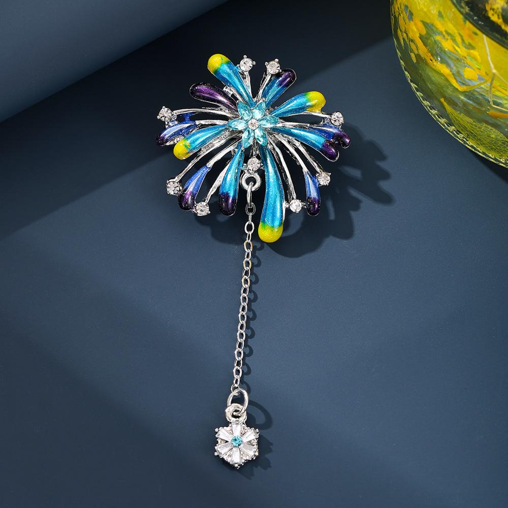 Sparkling fireworks tassel brooch, fashionable and versatile, niche and cute fireworks brooch for women, pin chest flower