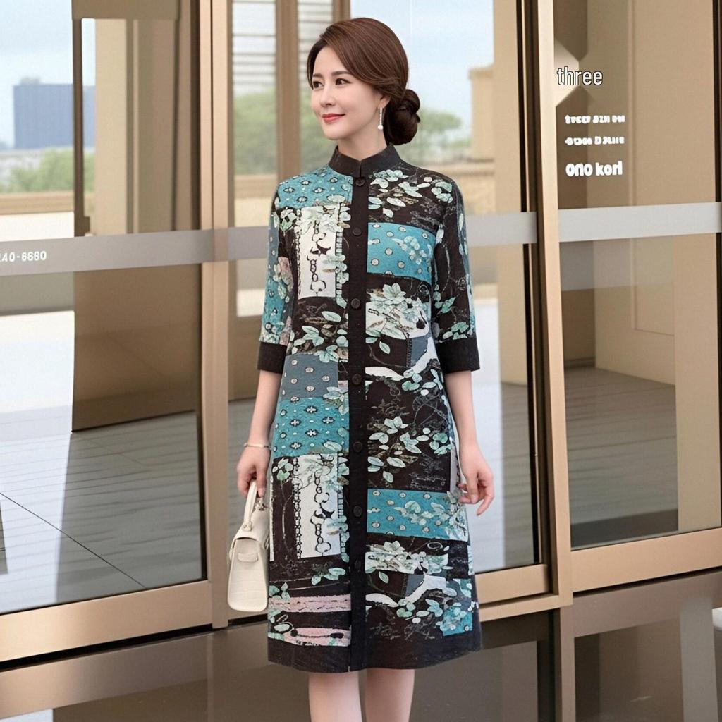 Elegant Spring Pleated Floral Dress for Mature Women