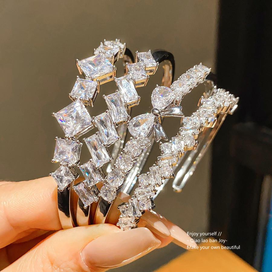 Zircon Irregular Square Cuff Bracelet In Silver For Fashionable Office Wear