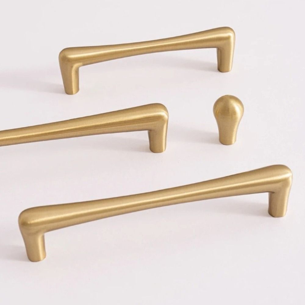 High Quality Gold/Silver Cabinet Pull Alloy Smooth Drawer Knob Solid Durable Furniture Handles for Cabinet Wardrobe Drawer