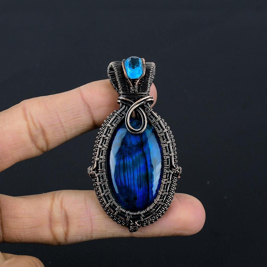 Blue Flash Labradorite Handmade Pendant, Natural Gemstone Jewelry, 999 Copper Wire Wrapped Pendant Jewelry, For Gift