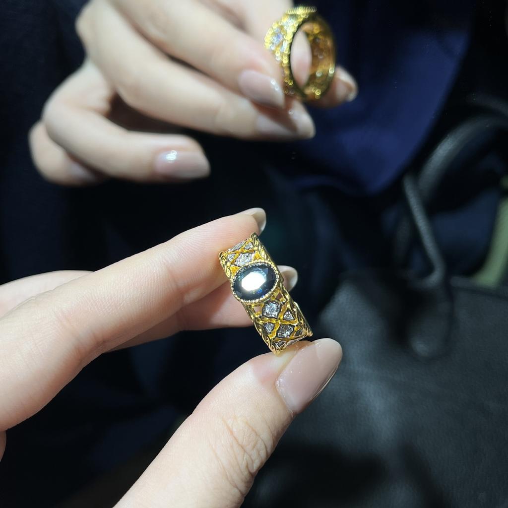 Italian Woven Gold Hollow Lace Two-Color Gold With Diamonds Blue Pointed Crystal Colored Treasure Ring Brati Counter With