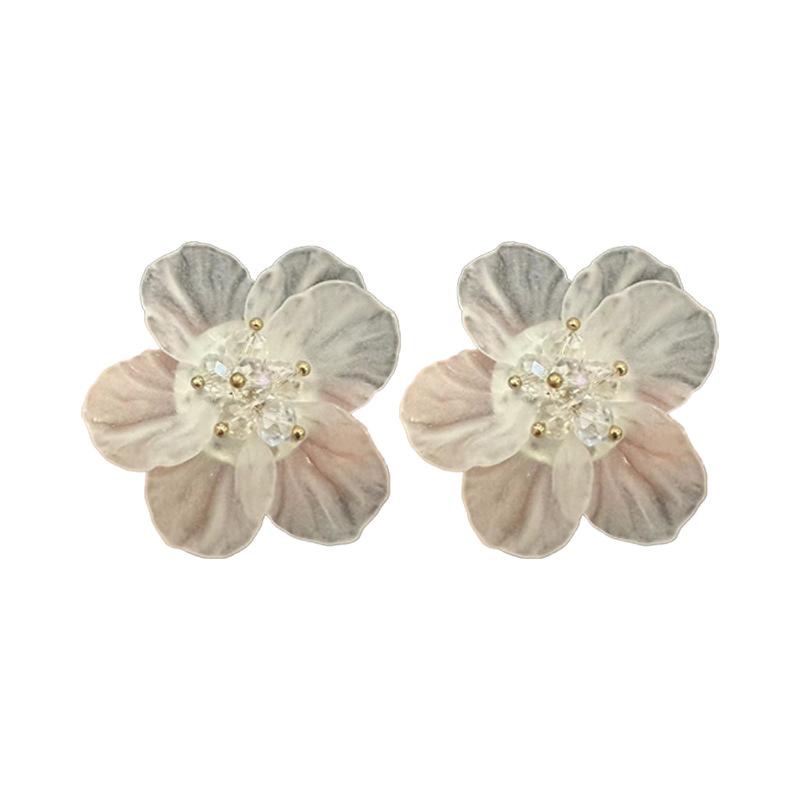 Temperament Exaggerated Flower Crystal Petal Stud Earrings Superfairy White Simple Personalized Earrings Ear Jewelry