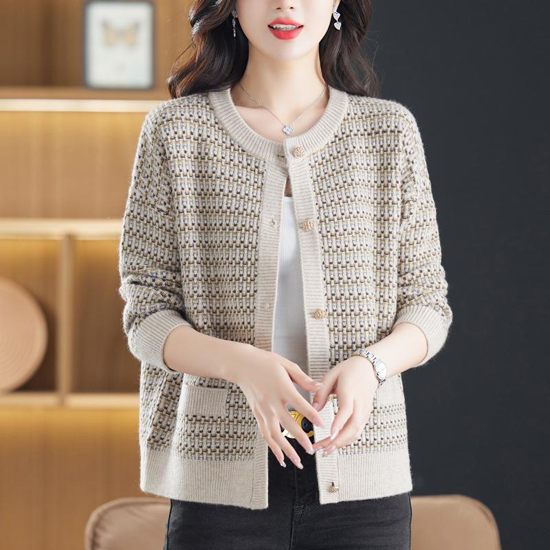 Crew neck cardigan knitted jacket women's new autumn and winter top loose large size outer sweater shawl sweater women