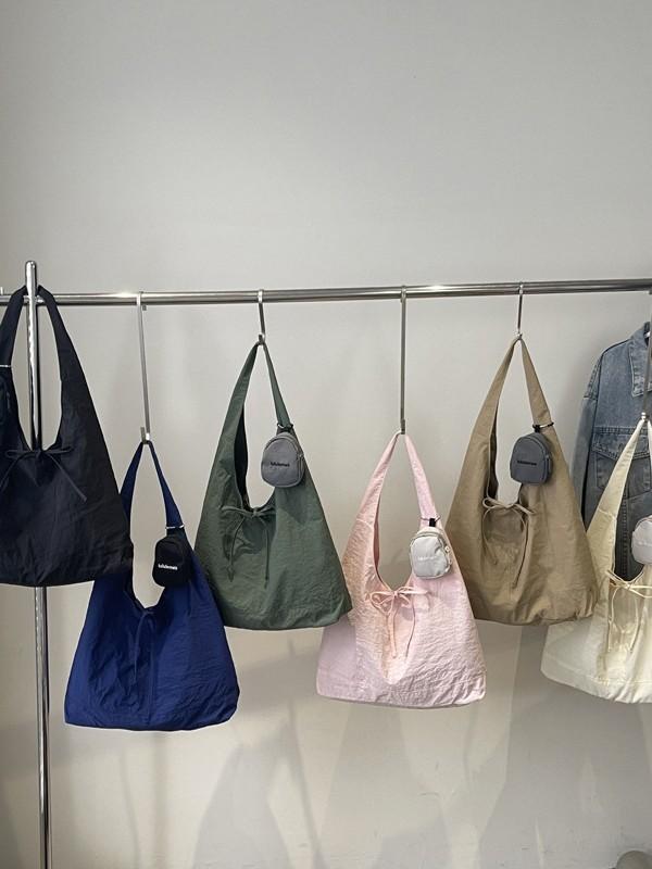 Modische Nylon-Tragetasche mit fauler Schleife für den täglichen lässigen Gebrauch für Frauen
