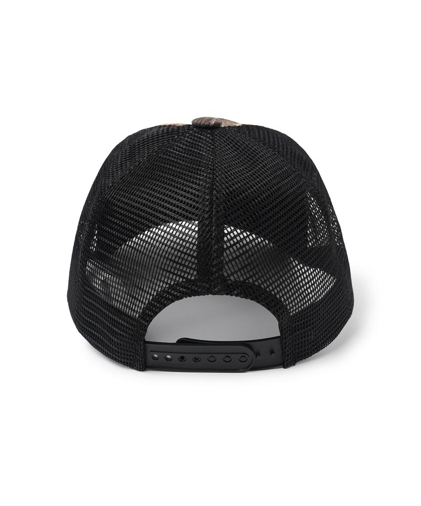 Opeunyadeu(Owai) Badlands Flag Trucker Cap - Forest Camo