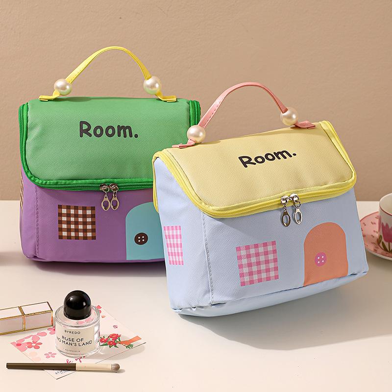 Cute Waterproof Large Capacity Makeup Bag Handheld Portable Toiletry Organizer for Cosmetics Miscellaneous Items Daily Use