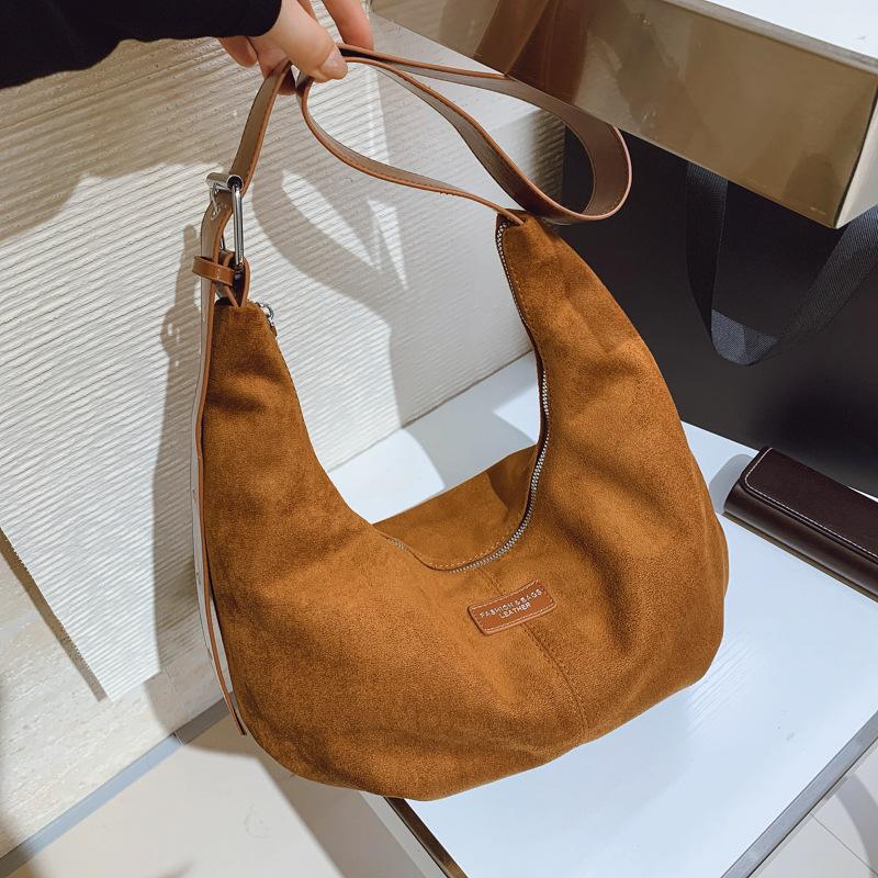 Suede commuter large-capacity messenger bag women s autumn new lazy style simple underarm shoulder bag