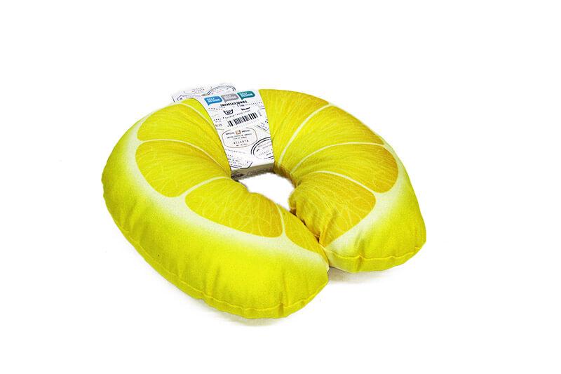 

Дорожная подушка с лимонным узором