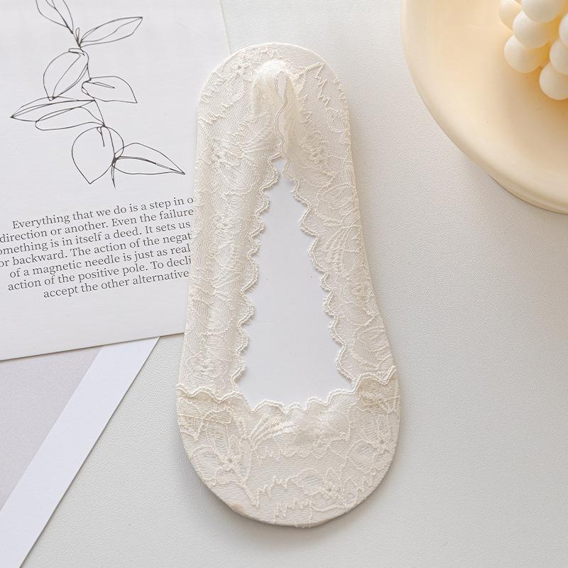 Shallow-mouthed Boat Socks, Women's Ice Silk Breathable, Odorless, Non-falling Heel Lace Lace Invisible Socks, Antibacterial Women's Socks