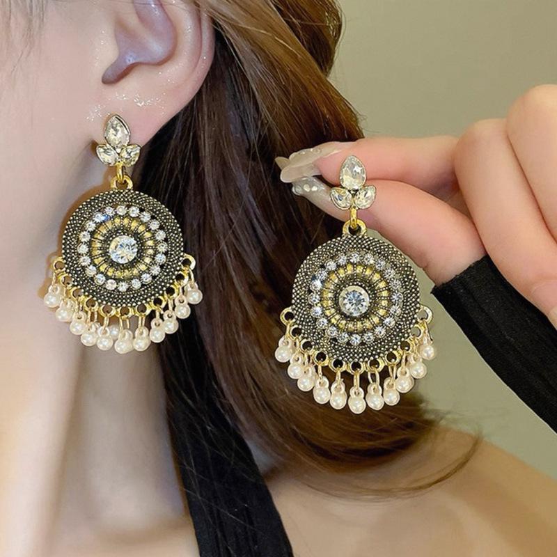 Bohemian Ethnic Tassel Bell Pendant Stud Earrings - Retro, Nostalgic, Elegant Style
