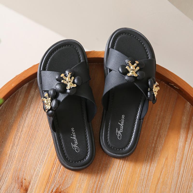 Fashion Slippers Women's Indoor Home Summer Outdoor Wear Non-slip Thick Bottom Wear-resistant Cute Bear Sandals