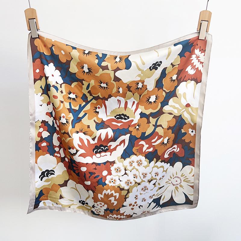 Korean Version of Spring New Printed Silk Scarf Femininity Small Square Scarf Decoration Professional Small Scarf Versatile Scarf with Shirt