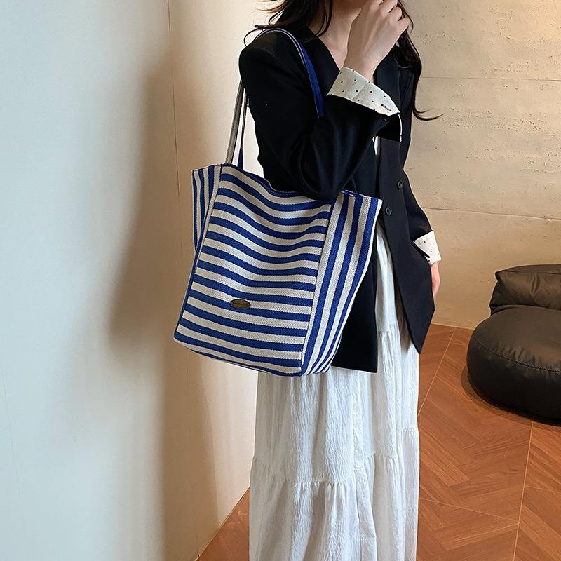 Double-sided dual-purpose cloth bag, striped niche large-capacity lazy literary tote bag, casual one-shoulder underarm bag, women
